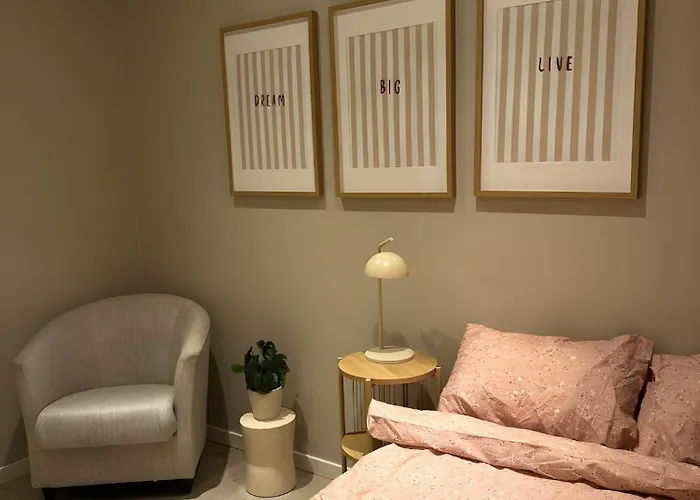 Cute In High Rise Apartament Bergen